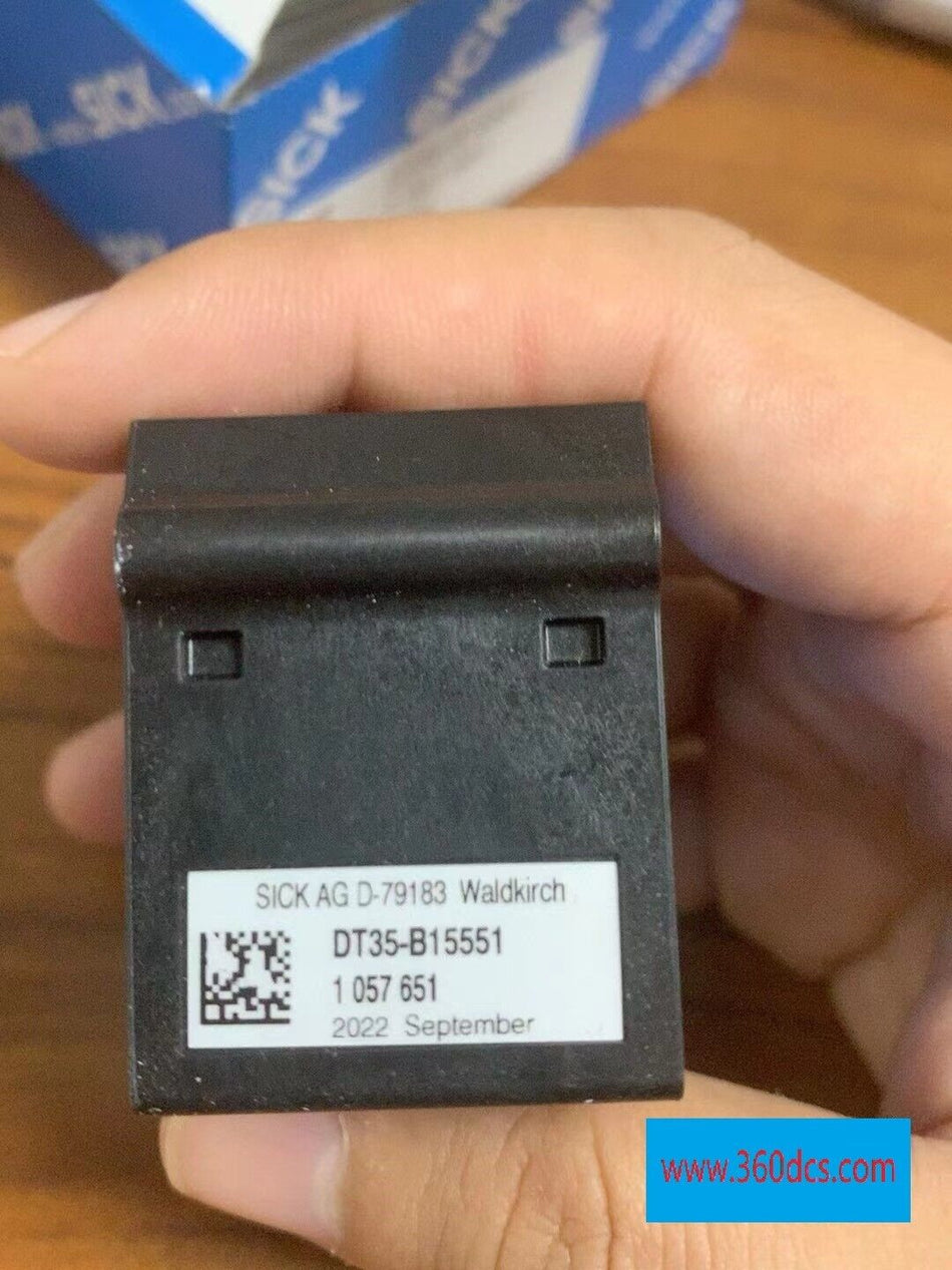 1 peça para SICK DT35-B15551 Novo DT35B15551