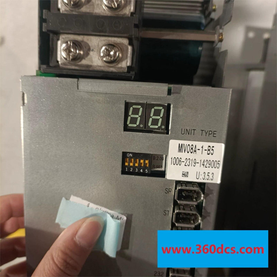1PC para OKUMA MIV08A-1-B5 usado MIV08A1B5 