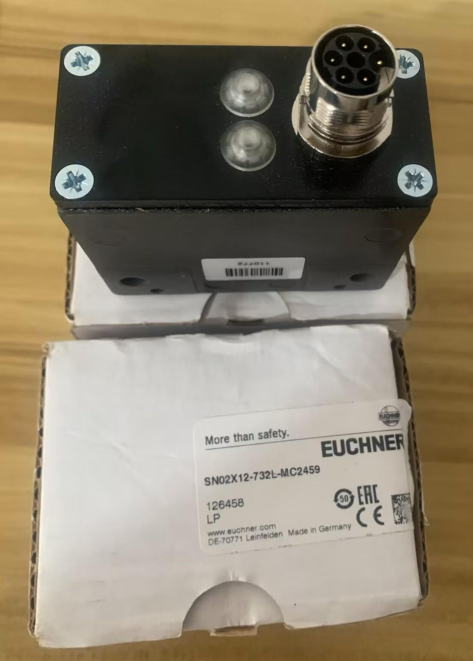 1PC PARA EUCHNER sn02x12-732l-mc2459 novo SN02X12 732L MC2459