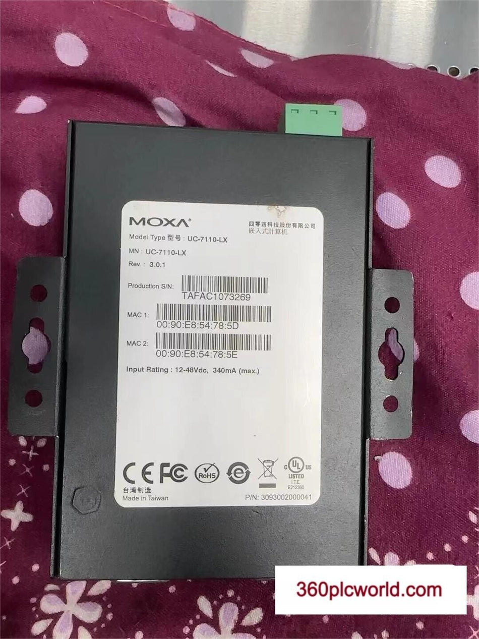 1 PC PARA MOXA UC-7110-LX USADO UC7110LX