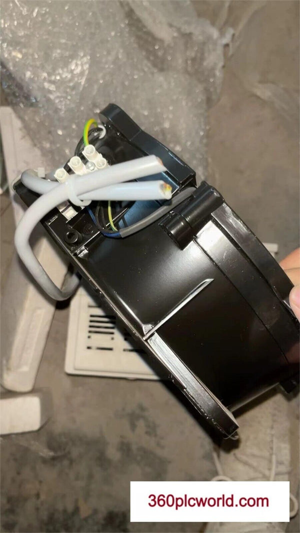 1PC FOR Ebmpapst W2E208-BA20-51 USED