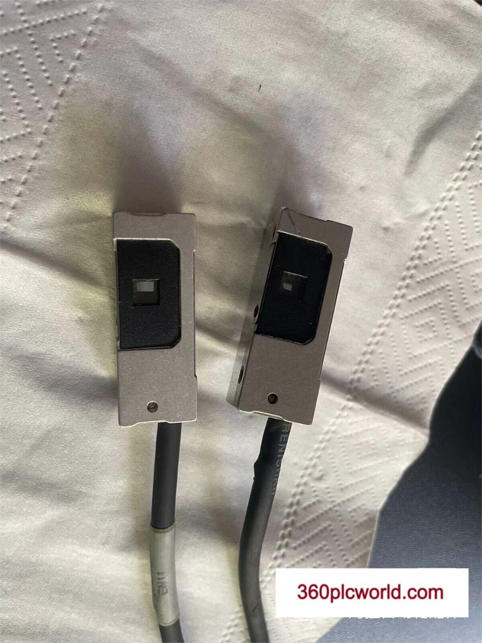 1 PC PARA RENISHAW RCH24X30F00A USADO 