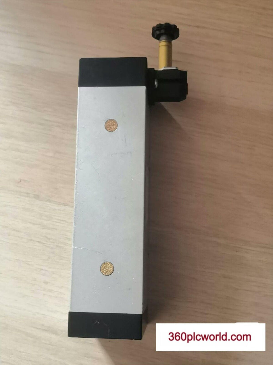 1 PEÇA PARA CAMOZZI 953-000-P15-23 USADO 953000P1523