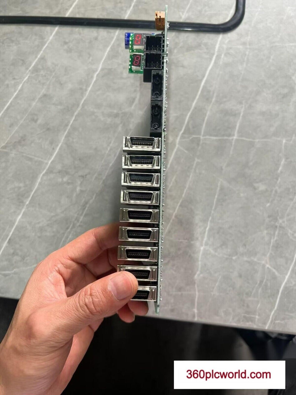 1 PC PARA FANUC A20B-2102-0110 usado 