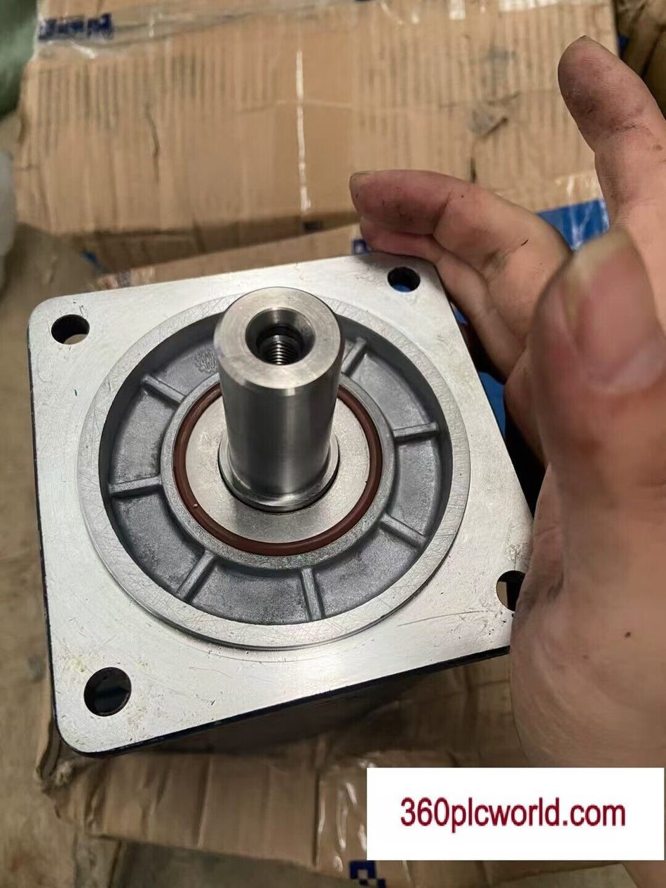 1 PC PARA REXROTH MSK060C-0300-NN-M1-UG0-NNNN USADO 