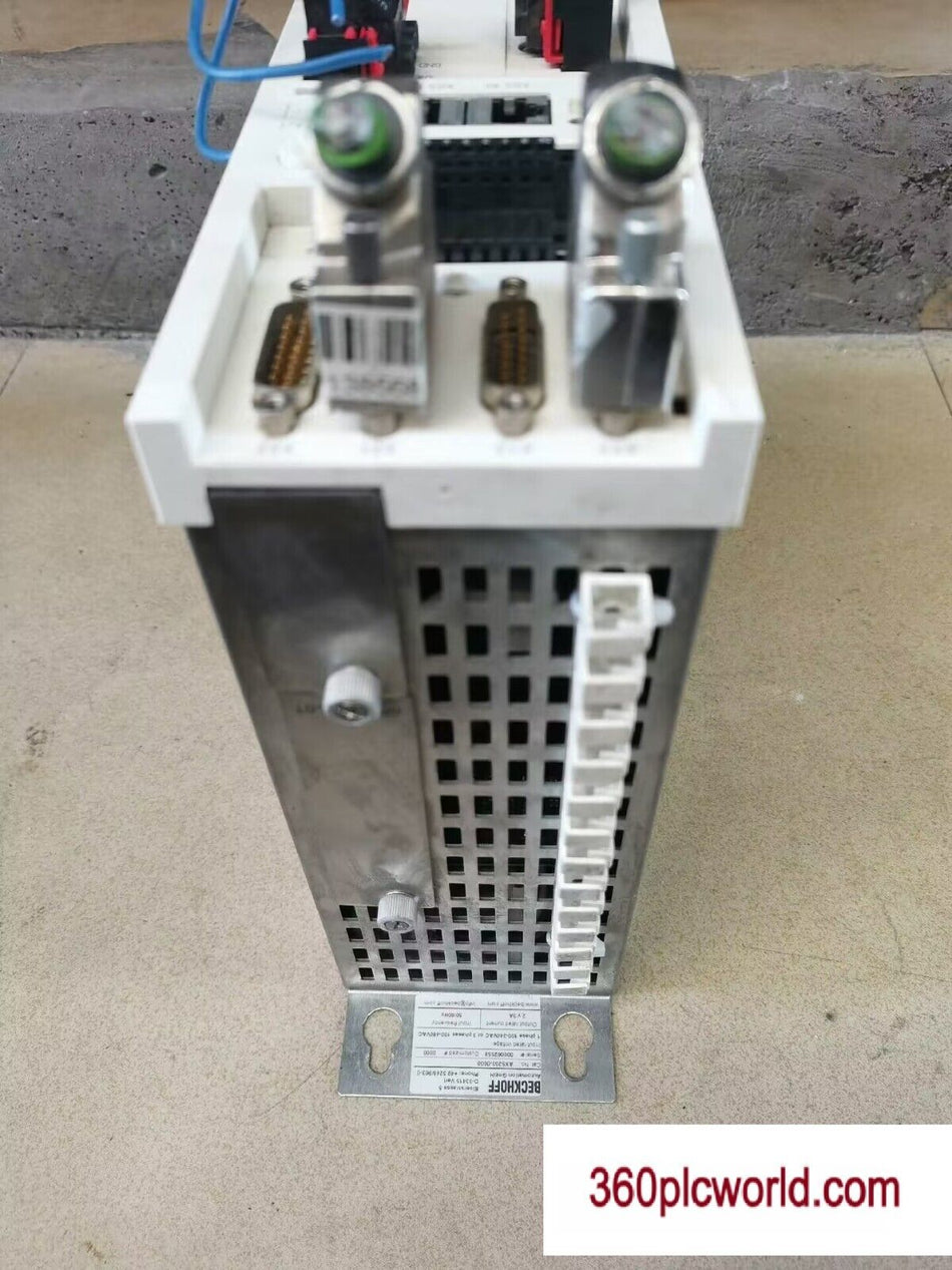 1 PC PARA BECKHOFF AX5203-0000 USADO 