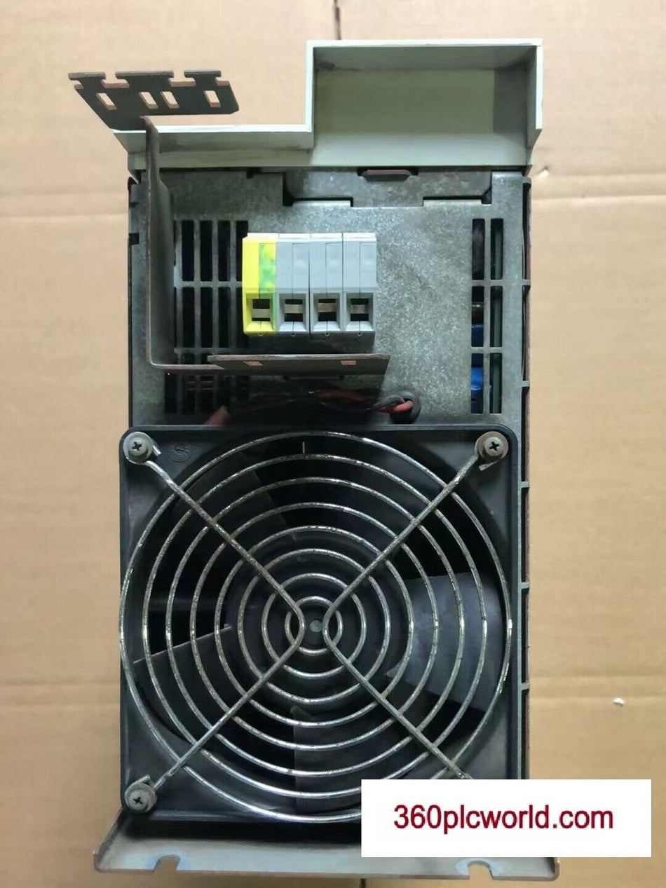 1 PC PARA SIEMENS 6SE7021-8TP50-Z USADO 