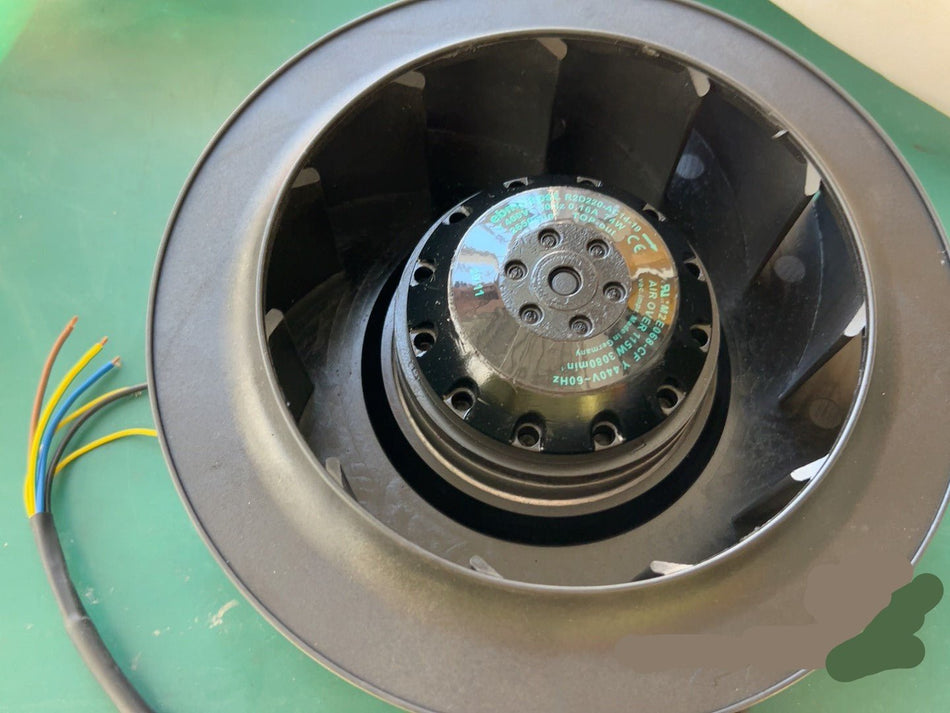 1PC FOR Ebmpapst R2D220-AC14-19 New mx1