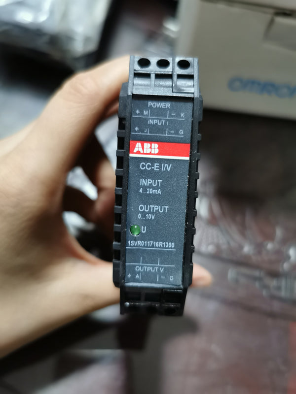 NEW ABB 1SVR011716R1300 CC-E I/V signal converter FEDEX/DHL with warranty FAST