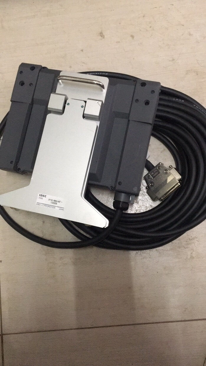 1 件适用于 IDEC ZY1E-SS5100 二手