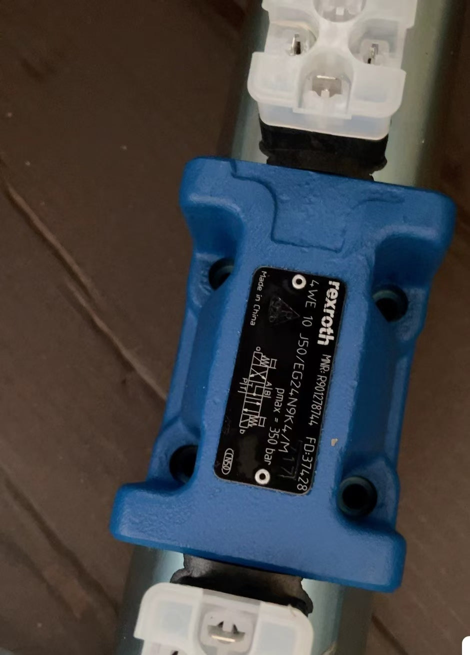 1PC FOR Rexroth 4WE10J50/EG24N9K4/M NEW mx1