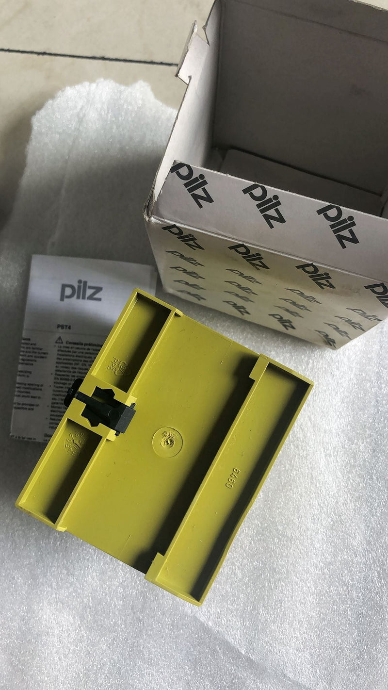 PILZ NEW 720300 PST 4 24VDC 6S4O