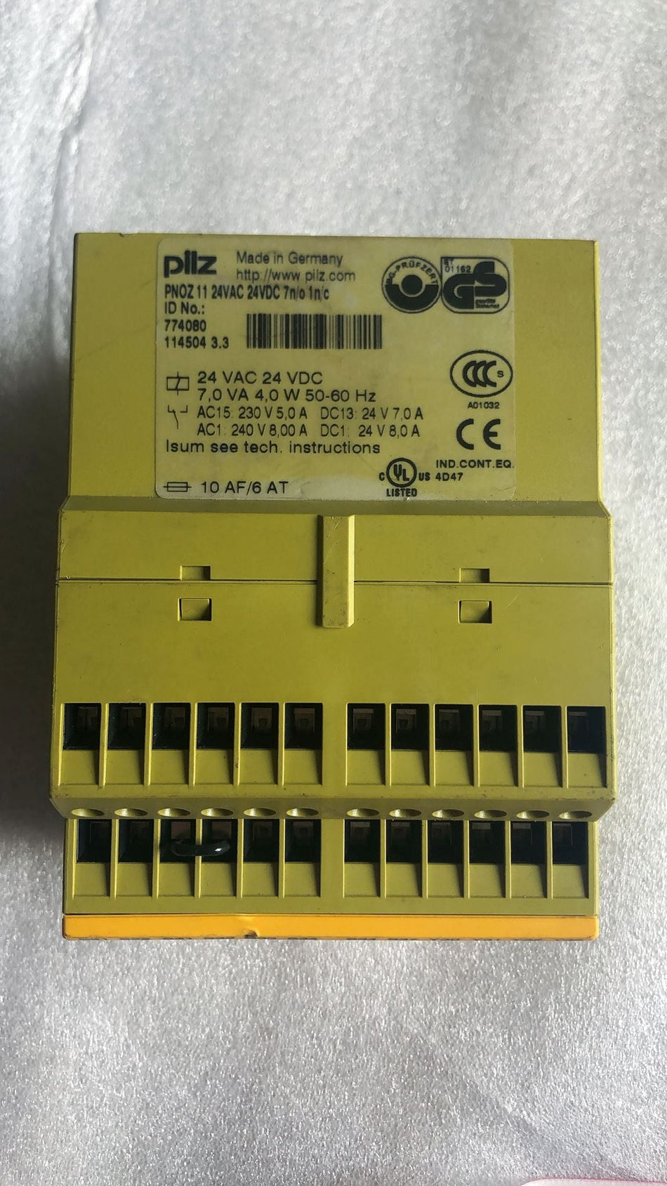 Pilz NEW PNOZ 11 24VAC 24VDC  774080