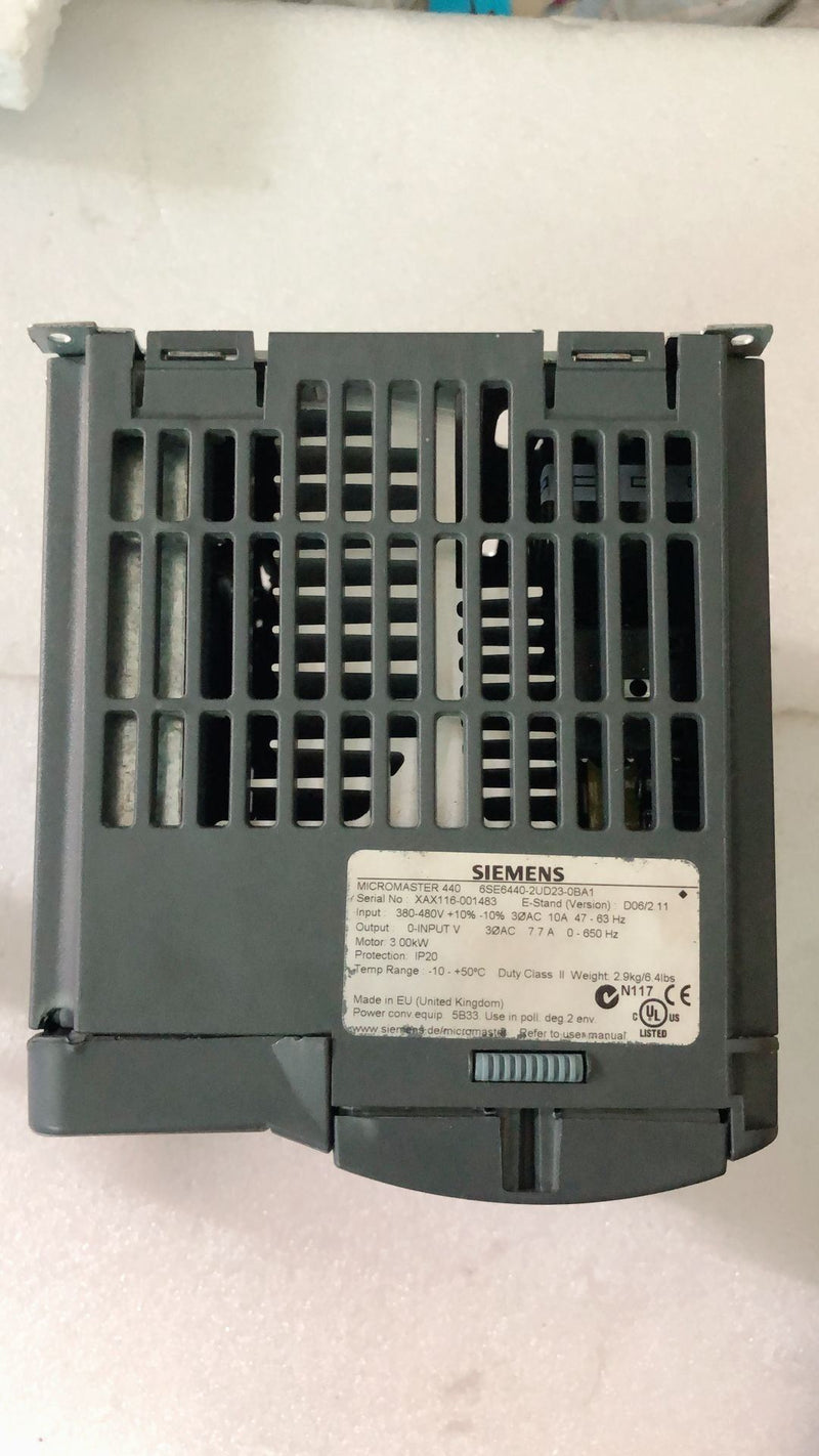 SIEMENS 6SE6440-2UD23-0BA1