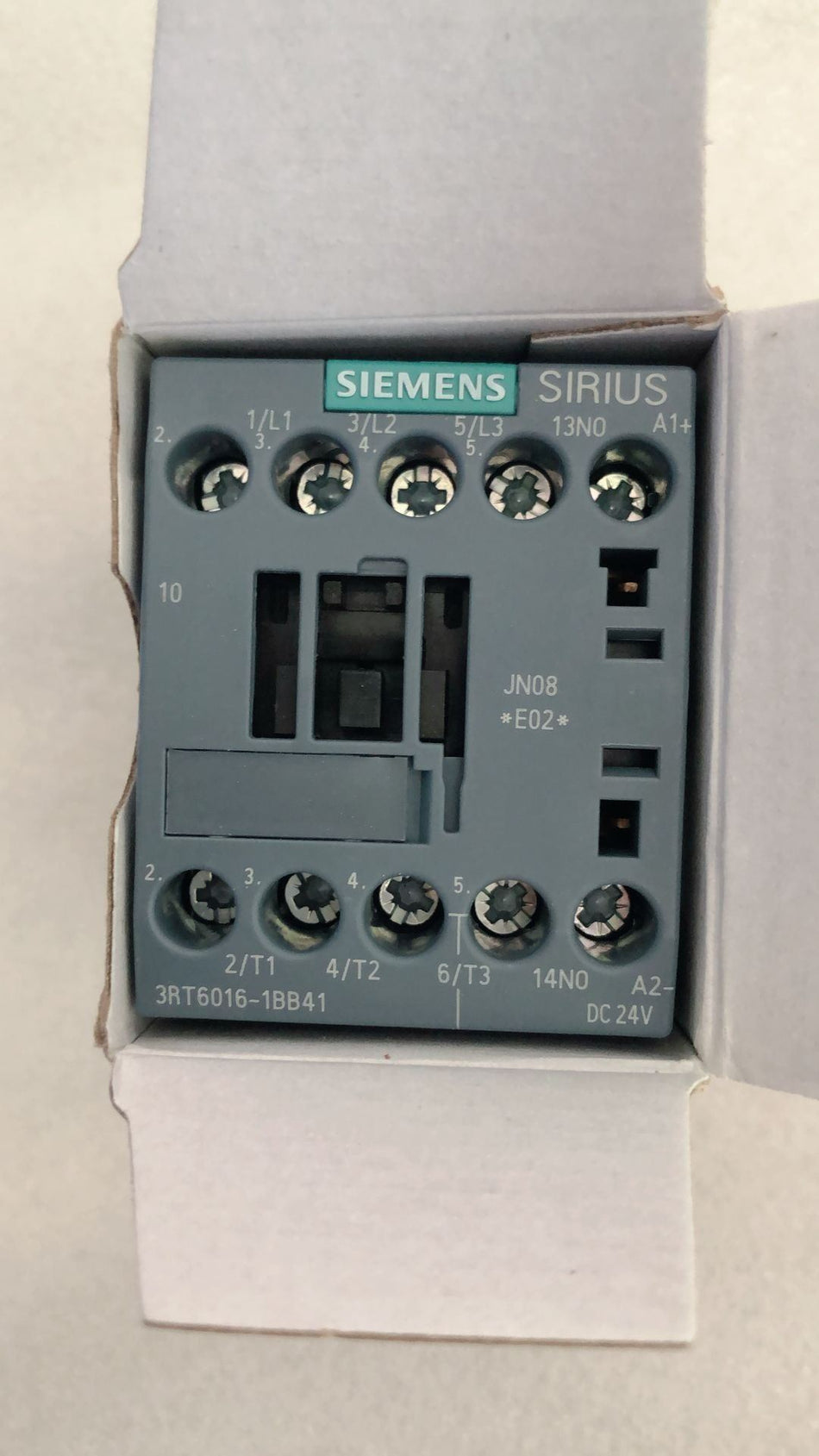 SIEMENS 3RT6016-1BB41 novo 3RT60161BB41