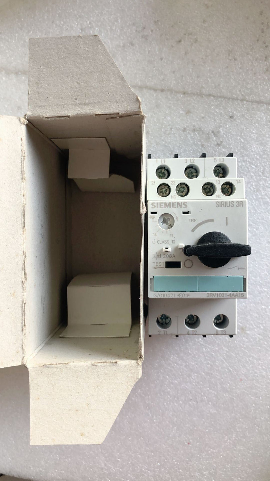 SIEMENS 3RV1021-4AA15 novo 3RV10214AA15