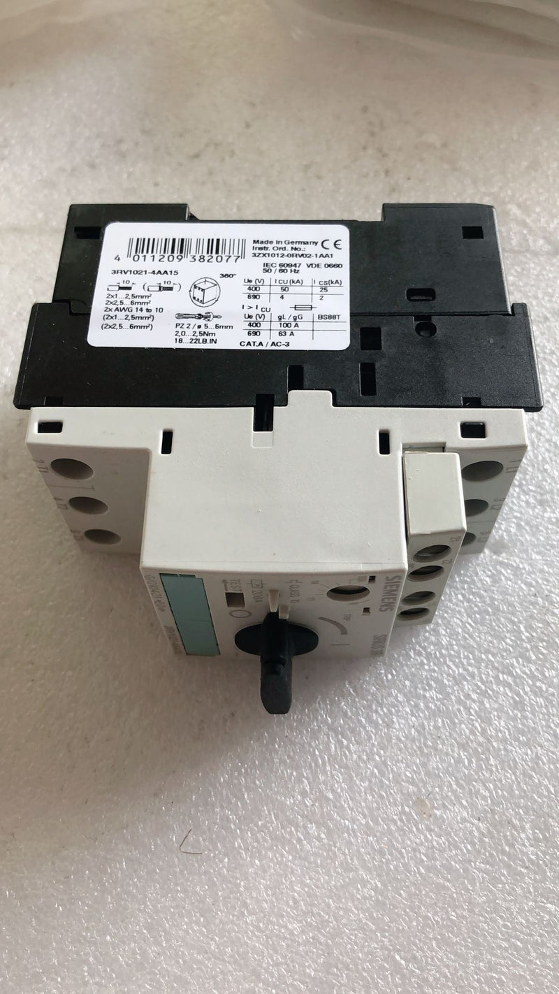 SIEMENS 3RV1021-4AA15 new 3RV10214AA15