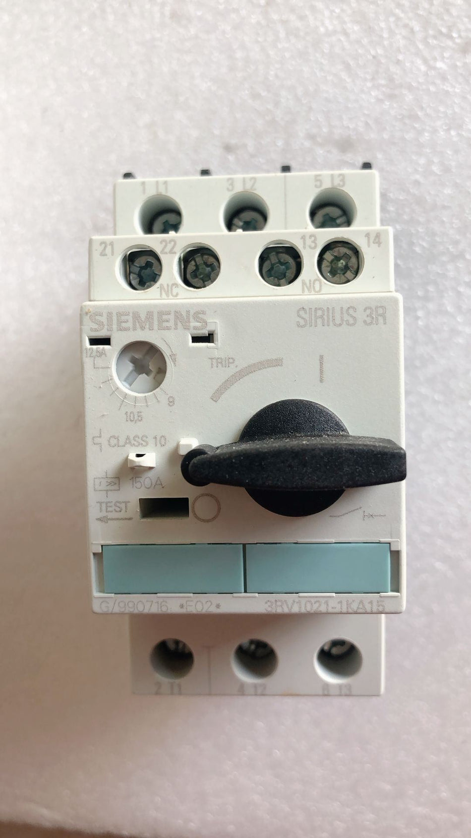 西门子 3RV1021-4KA15 全新 3RV10214KA15