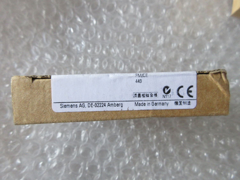 SIEMENS 6ES7 138-4CB11-0AB0 new 6ES7 1384CB110AB0