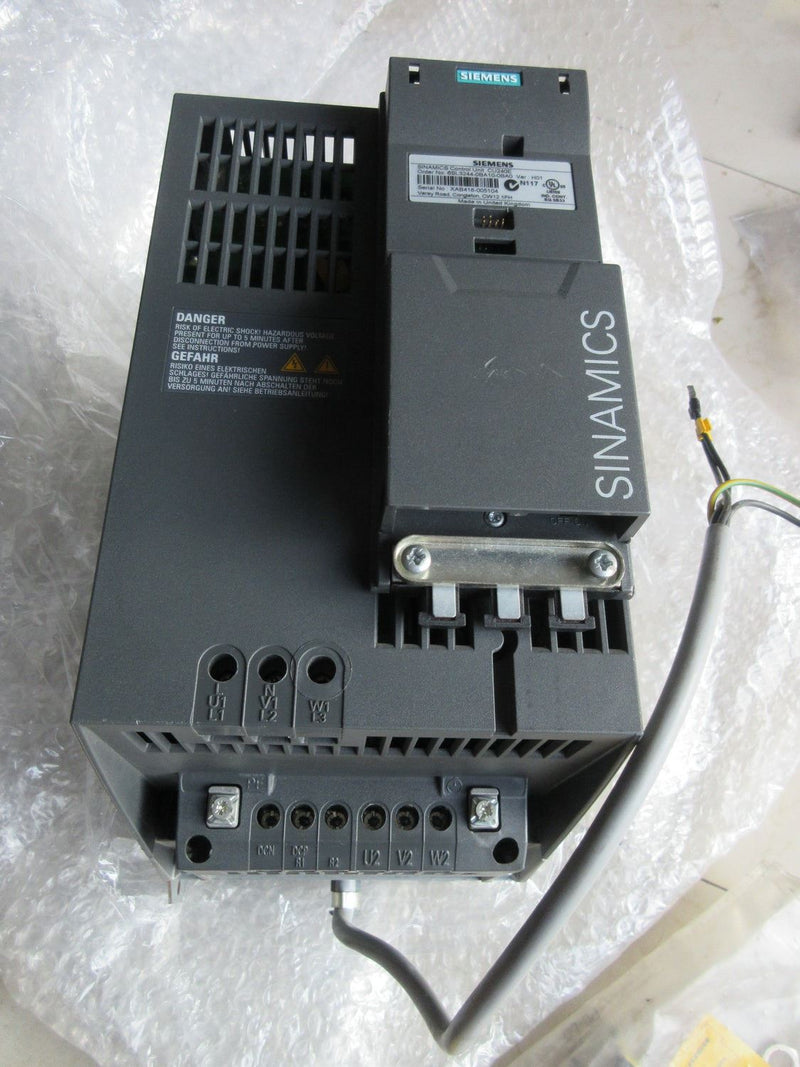 Siemens 6SL3210-1SE17-7UA0 new 6SL32101SE177UA0