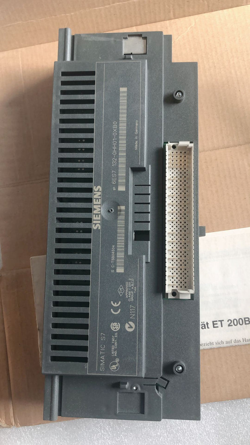 SIEMENS 6ES7 132-0HH01-0XB0 new 6ES7 1320HH010XB0