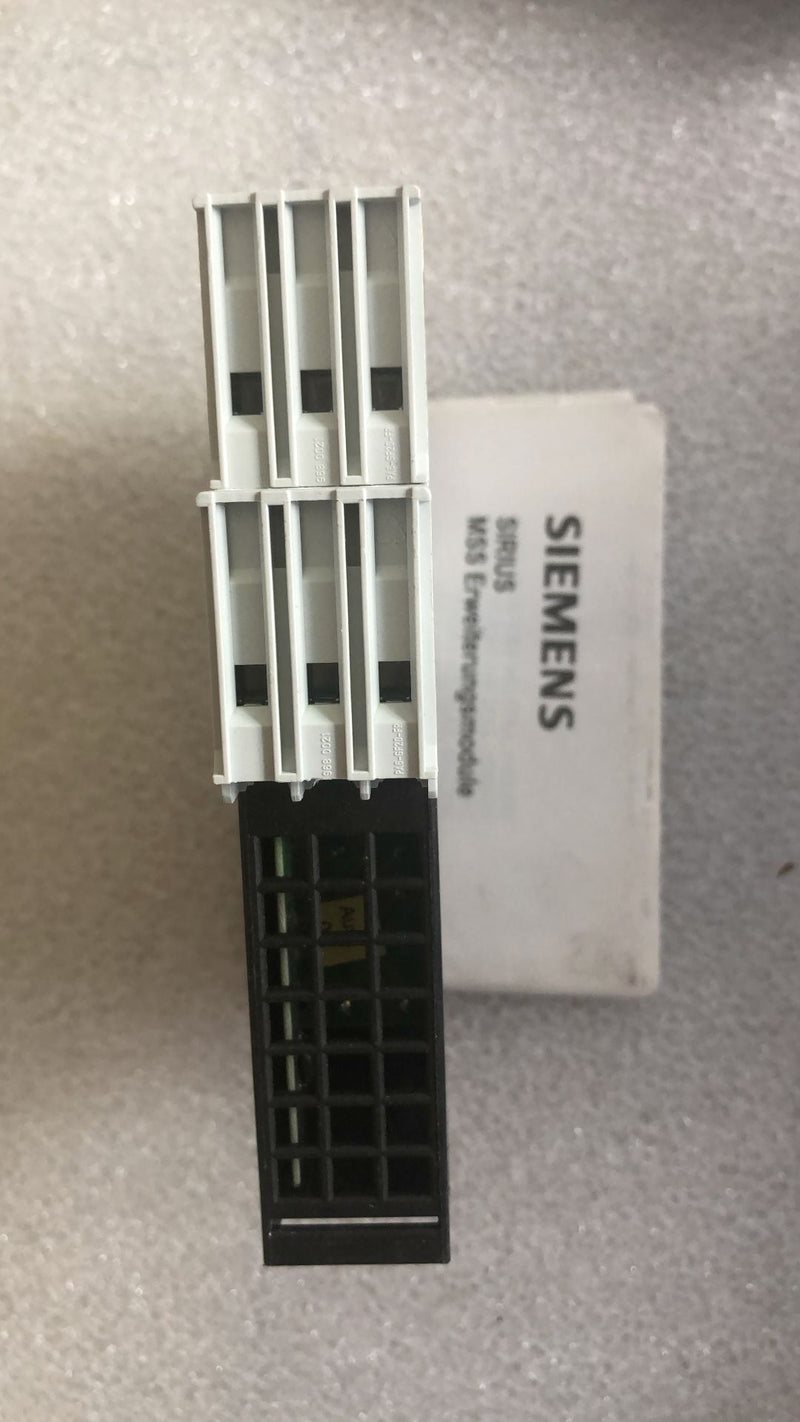 SIEMENS 3RK3221-1AA10 new 3RK32211AA10