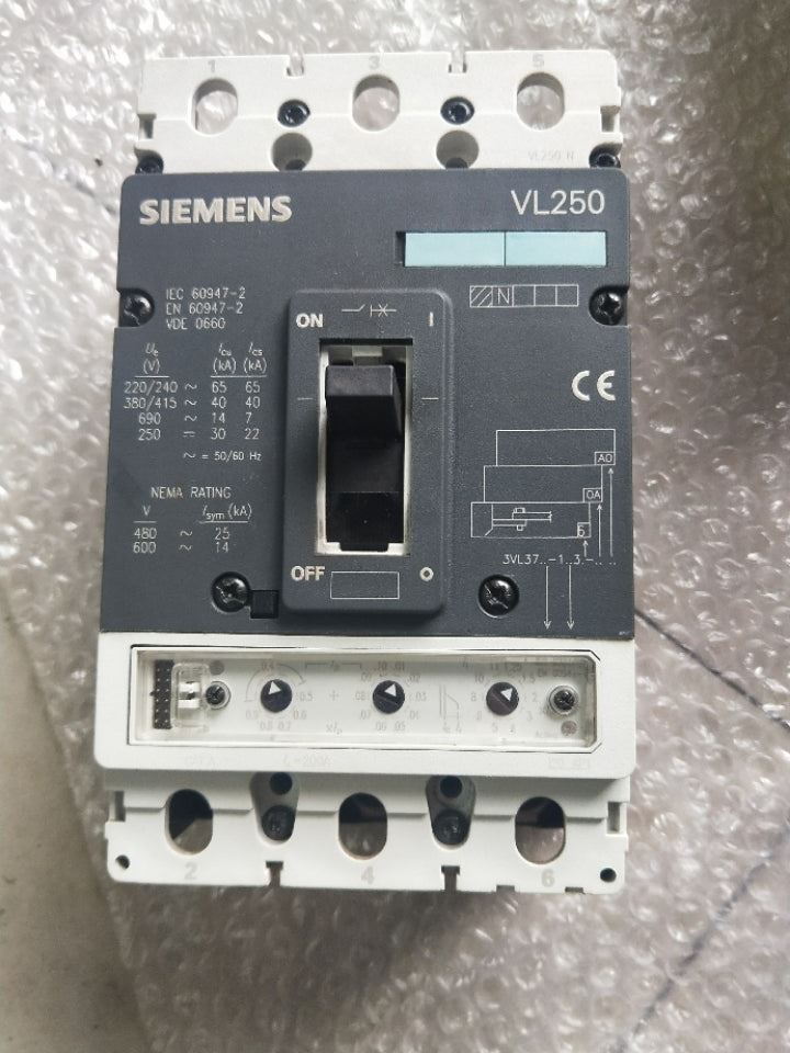 Siemens 3VL3725-1SP36-0AA0 VL250 3VL37251SP360AA0 VL250