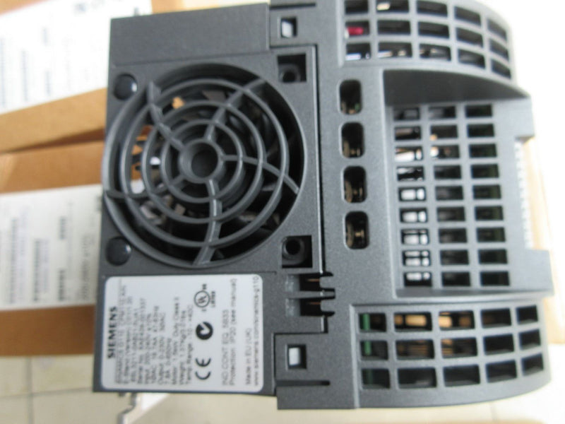 SIEMENS 6SL3211-0AB21-5UA1 new 6SL32110AB215UA1