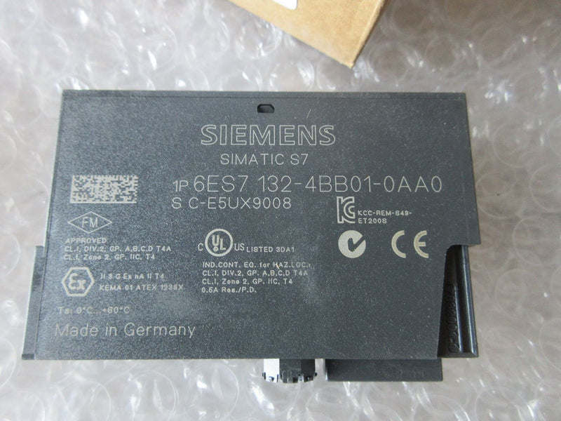 Siemens 6ES7 132-4BB01-0AA0 new 6ES7 1324BB010AA0