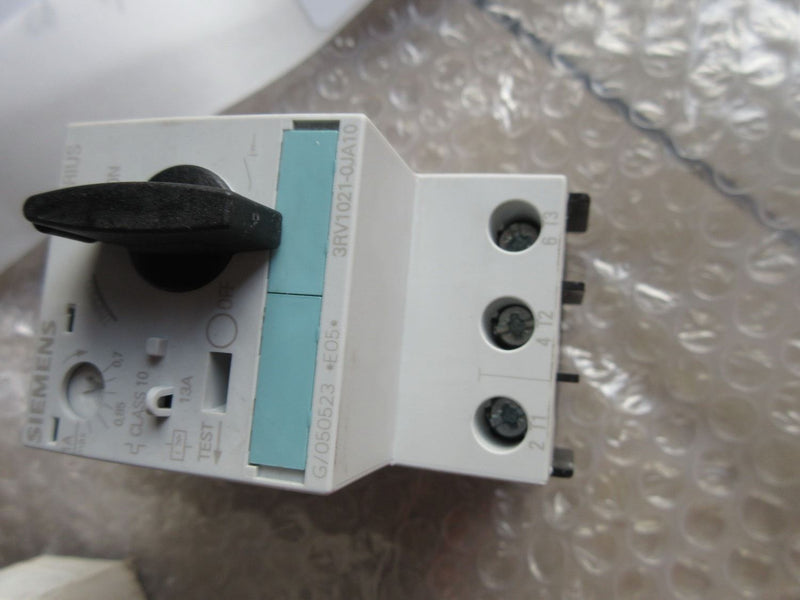 Siemens 3RV1021-0JA10 new 3RV10210JA10