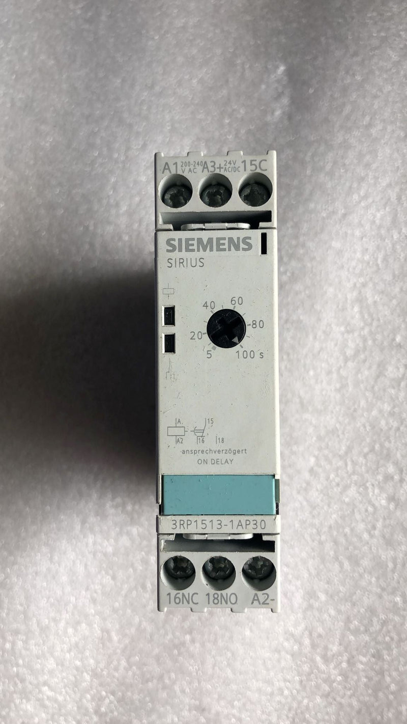 Siemens 3RP1513-1AP30 new 3RP15131AP30