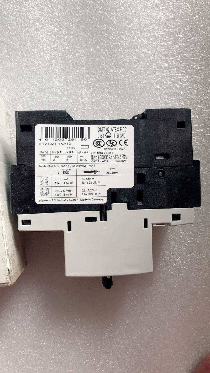 SIEMENS 3RV1021-1HA10 new 3RV10211HA10