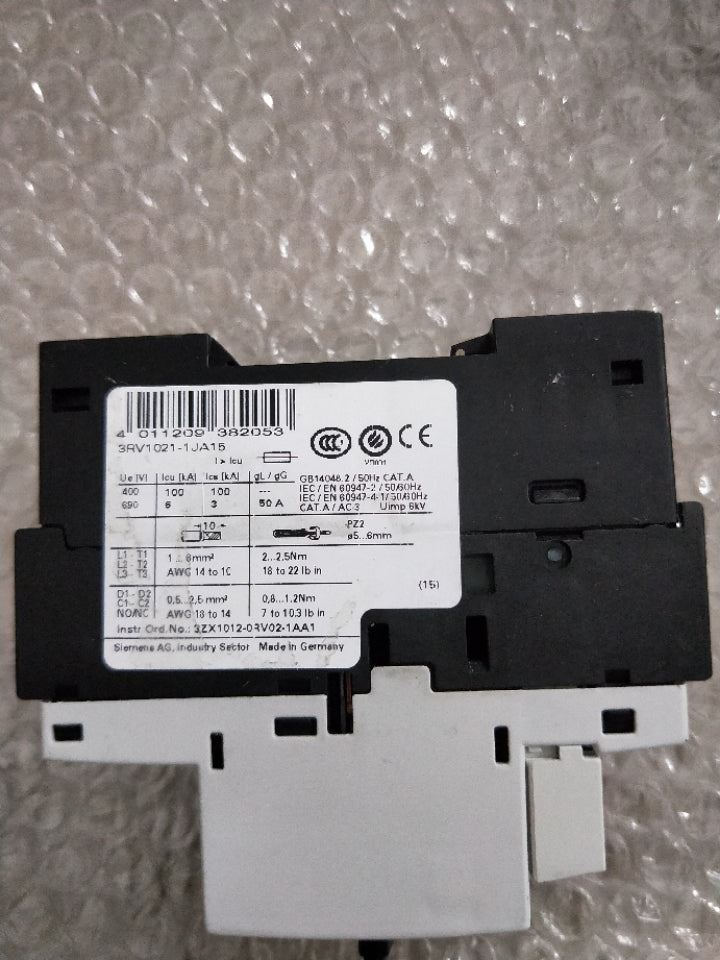 Siemens 3RV1021-1JA15 new 3RV10211JA15