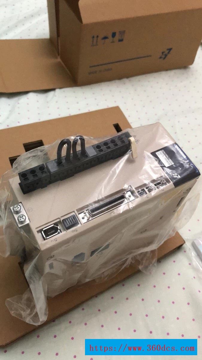 安川 SGD7S-7R6A00B202 全新 SGD7S7R6A00B202