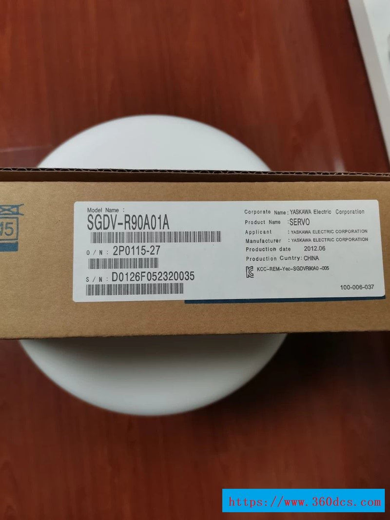 YASKAWA  new sgdvr90a01a