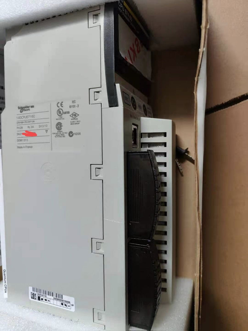 schneider 140CPU67160 new