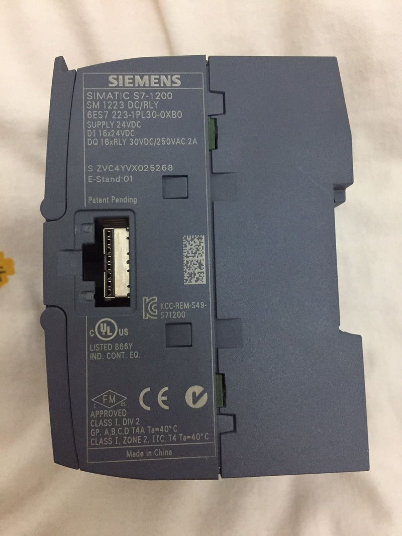 SIEMENS 6ES7-223-1PL30-0XB0 6ES72231PL300XB0