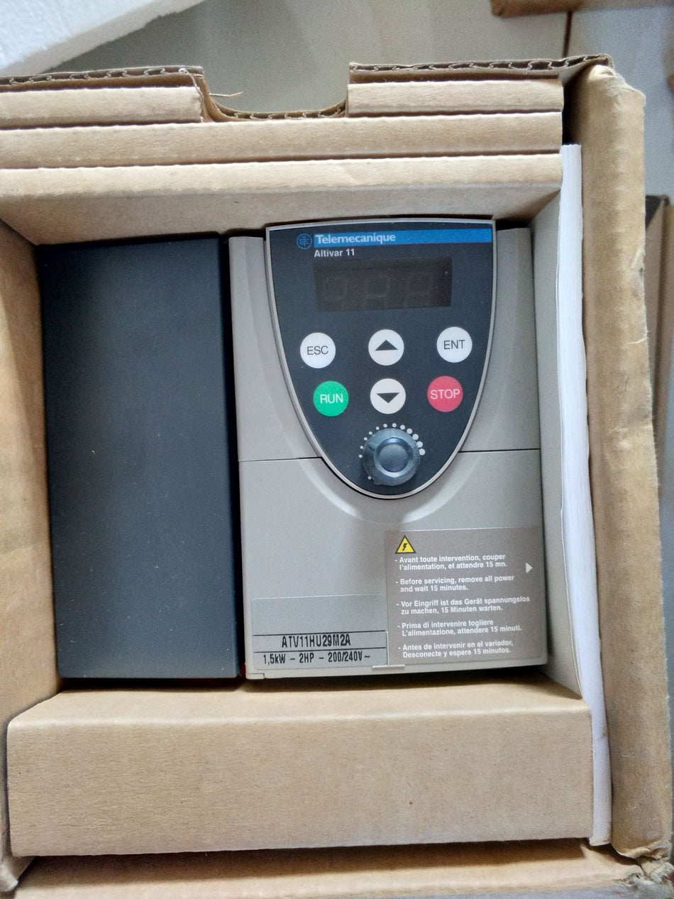 schneider ATV11HU29M2A novo