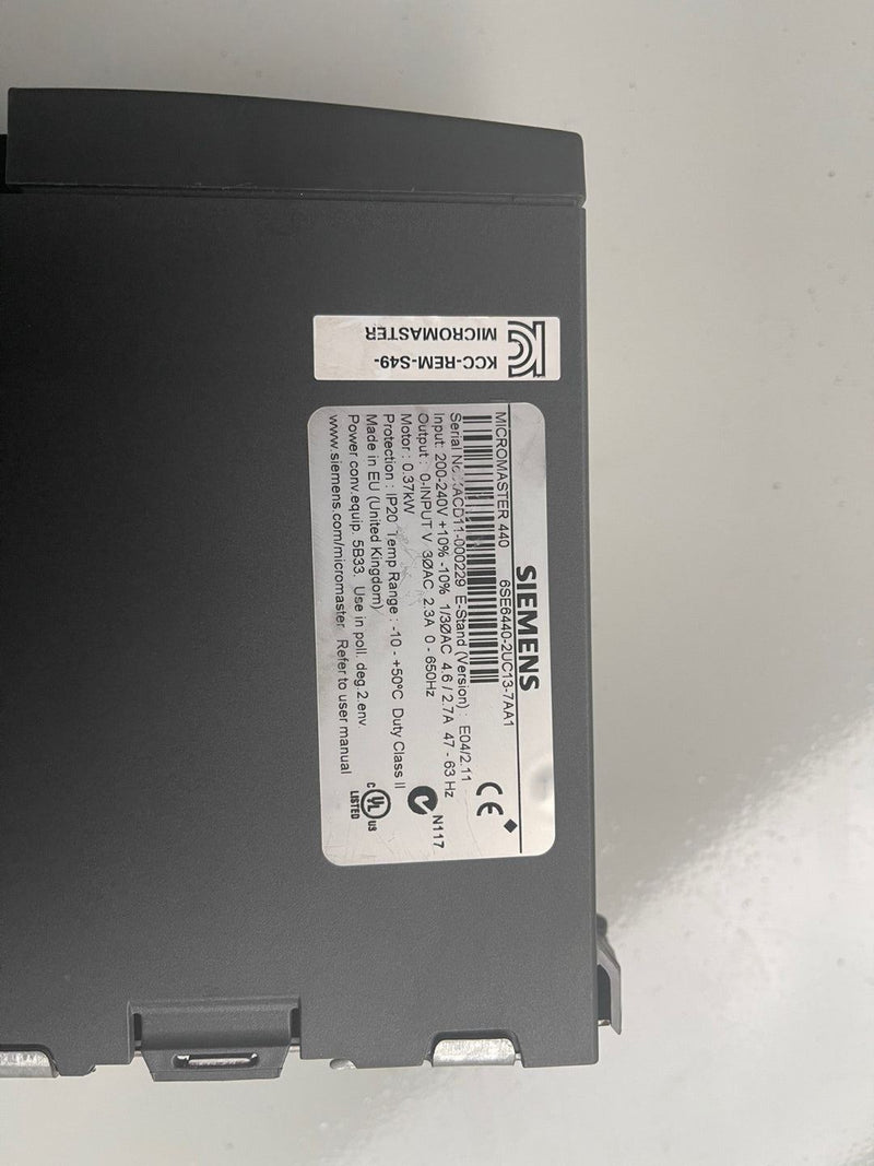 SIEMENS 6SE6440-2UC13-7AA1 6SE64402UC137AA1