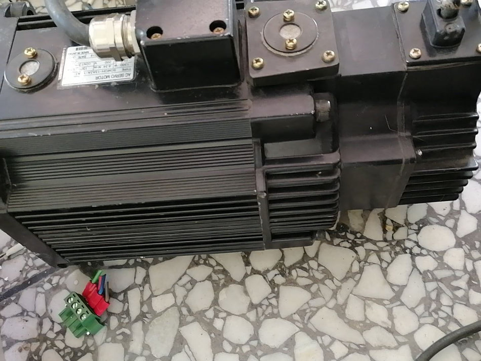 安川 SGMDH-12A2A-YR13 SGMDH12A2AYR13二手