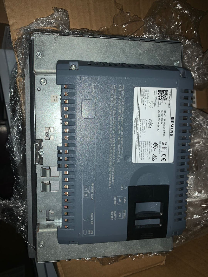 SIEMENS 6AV2124-0JC01-0AX0 new 6AV21240JC010AX0