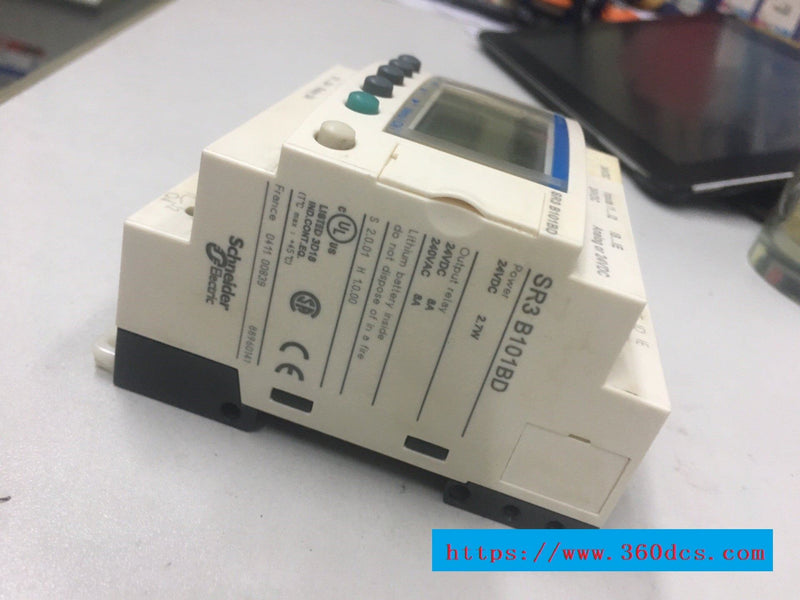 schneider PLC SR3 B101BD used