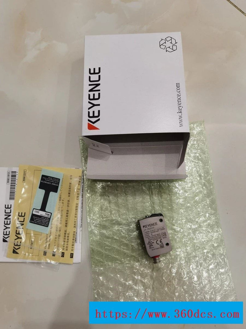 Keyence  lr-zb250cp new  lrzb250cp