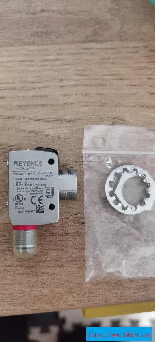 Keyence  LR-ZB240CB new LRZB240CB