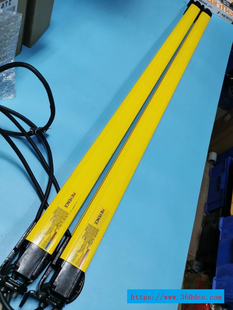 Keyence GL-R24L-R usado GLR24LR
