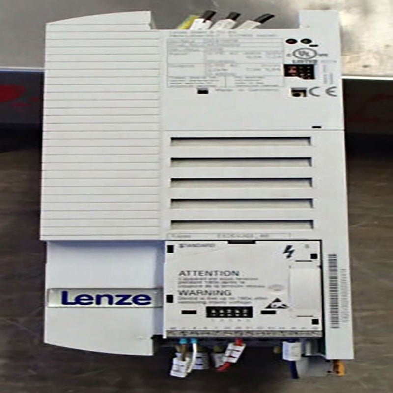 Lenze E82EV302-4B