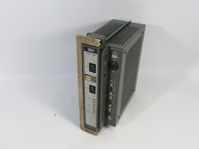 SCHNEIDER PC-E984-685