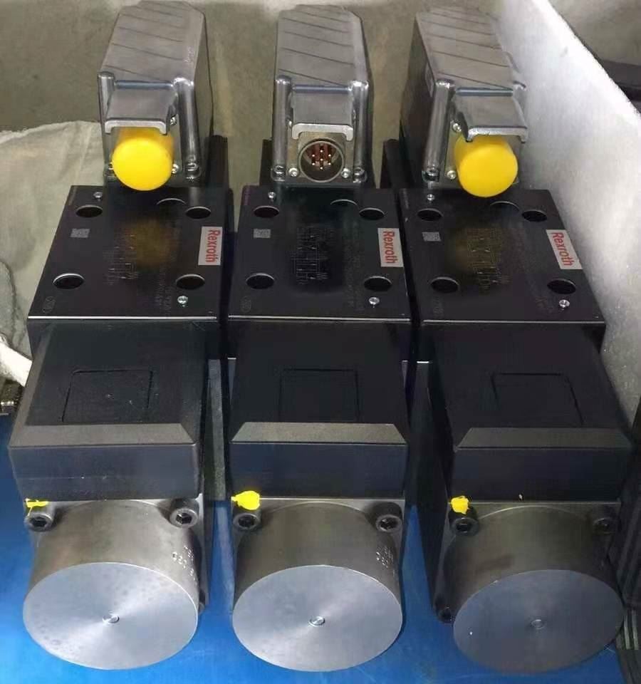 Bosch Rexroth Proportional Wege Ventil 4WRPE 10 W50SJ-20G24K0A1M