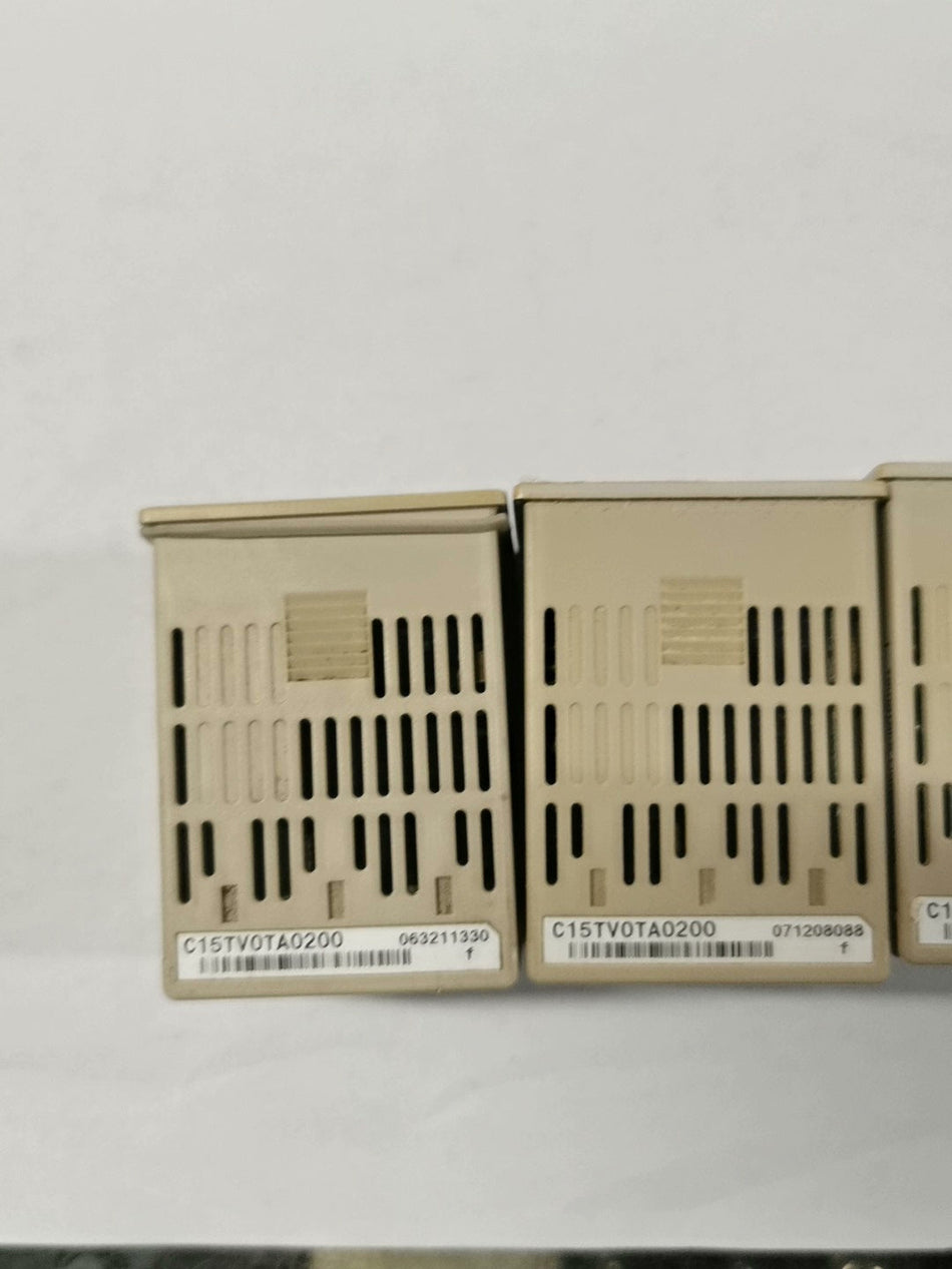 1 件适用于二手 Azbil C15TV0TA0200 温度控制器，盒装，免费送货 A0