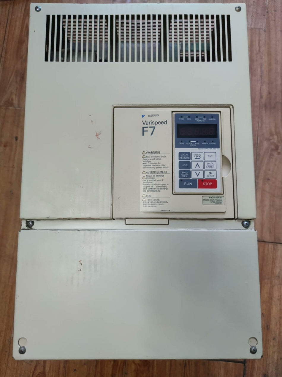 YASKAWA CIMR-F7B4045 90天保修,通过 DHL 或 EMS